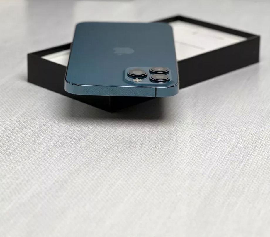 Apple iPhone 12 Pro Max - 128GB - Blue