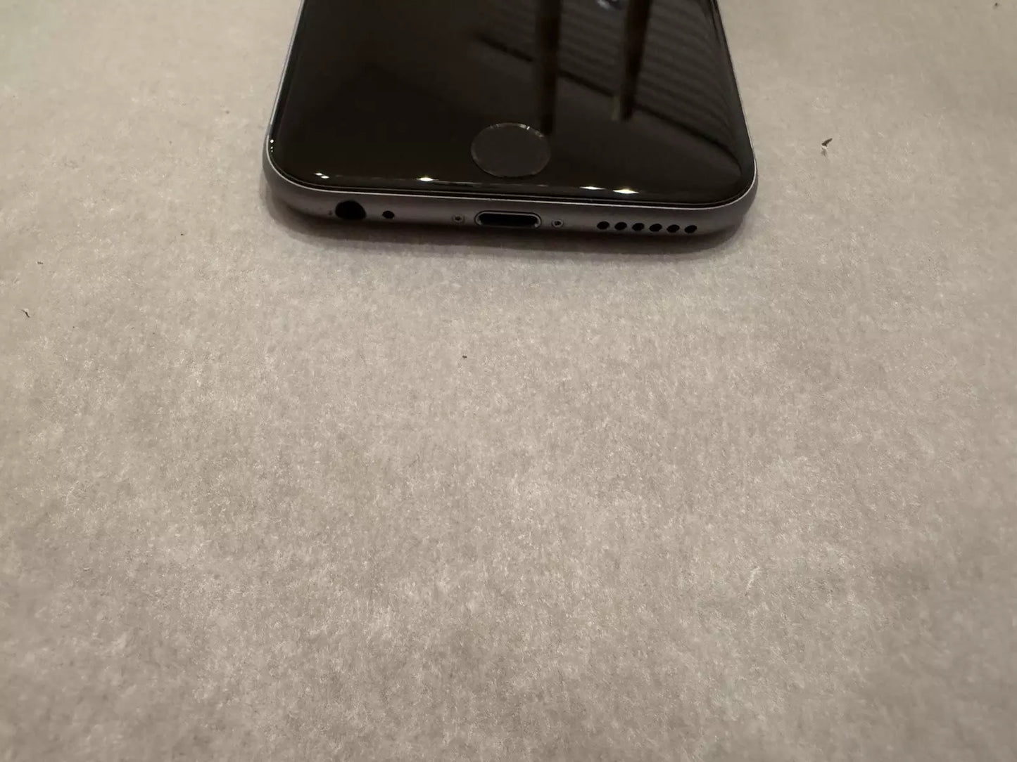 Apple iphone 6s - 64GB - Silver